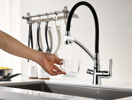 Смеситель для Кухонной Мойки «Lemark» Comfort, Хром, Черный (LM3070C)